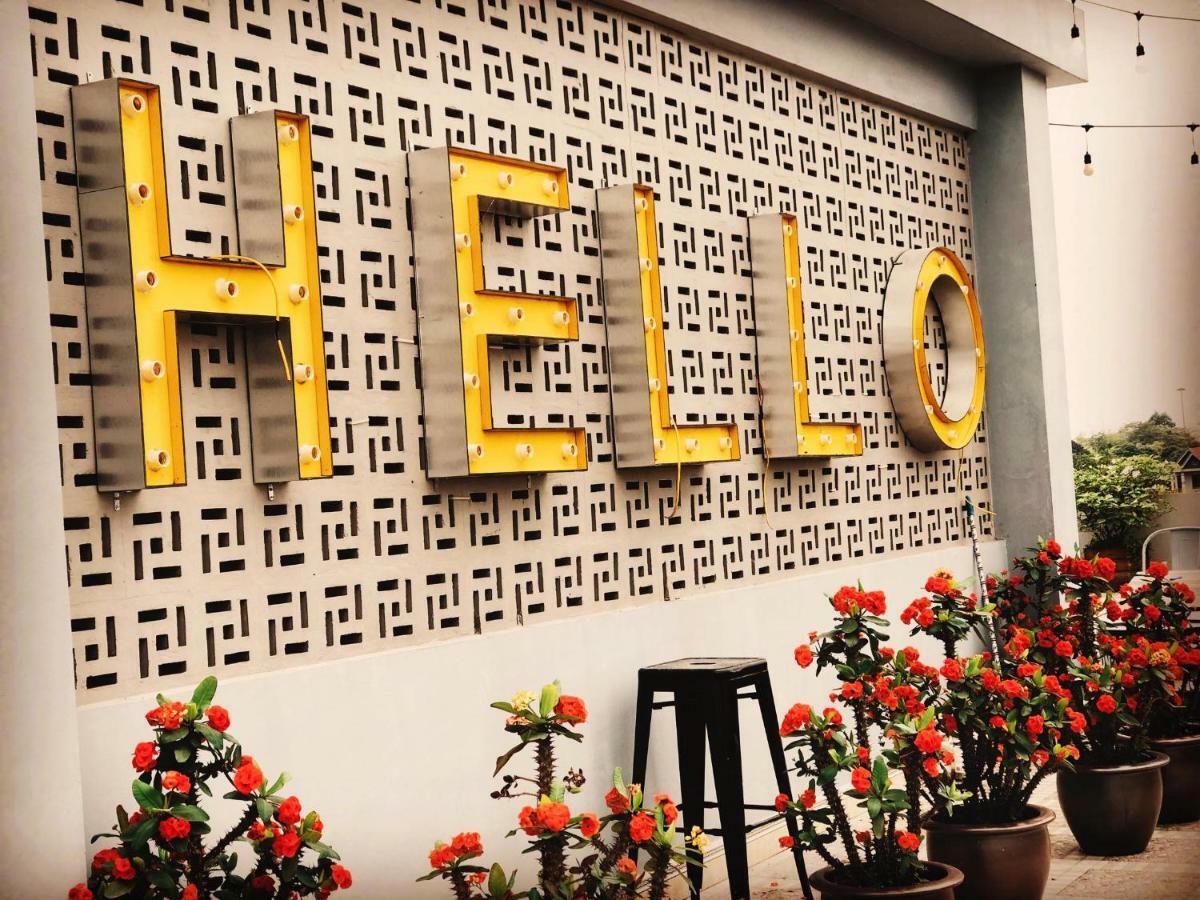 Luffy Hotel Uong Bi Exterior photo